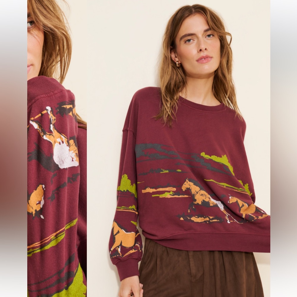 NWOT Daydreamer Running Horses Oversized Crew Sweatshirt